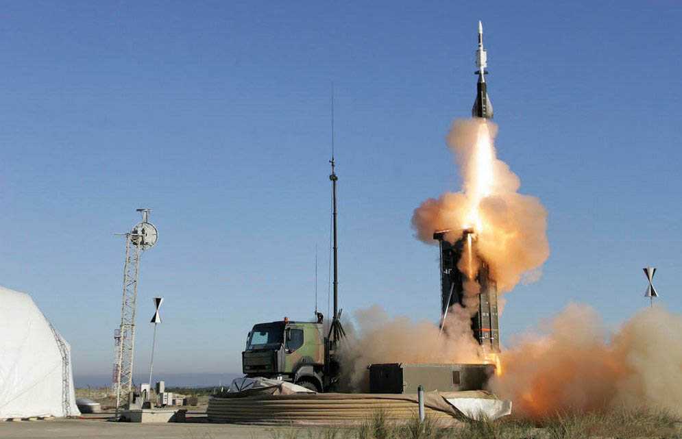 Que se passe-t-il si un missile nucléaire est lancé au-dessus de l'Europe et comment fonctionne le bouclier antimissile 5 Système Defense Anti Missile Franco Italien Samp T