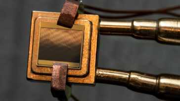 La Nouvelle Cellule Thermophotovoltaïque Sans Pièces Mobiles Est Plus Efficace