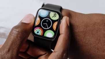 Les Prochaines Apple Watch Pourraient être Connectées Par Satellite