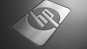 Hp Pourrait Prévoir Un Ordinateur Portable Pliable 17 Pouces 4k