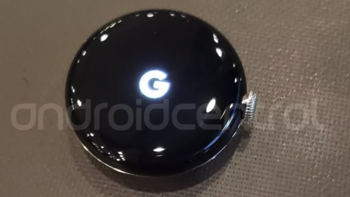 1650916508 445 Les photos de Google Pixel Watch fuient confirmant un facteur