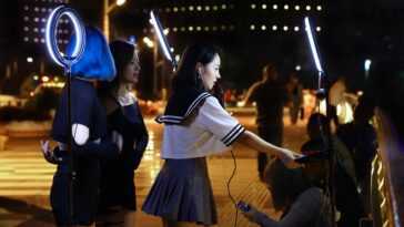 Il est interdit aux moins de 18 ans de donner des pourboires aux streamers et de regarder des diffusions en direct après 22 heures en Chine 24 Il Est Interdit Aux Moins De 18 Ans De Donner