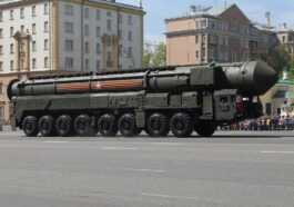 Quel Est Le Gigantesque Missile Nucléaire Rs 24 Que La Russie