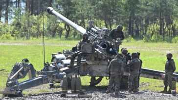 Quels sont les puissants obusiers M777 de 155 mm livrés du Canada à l'Ukraine 1 Quels Sont Les Puissants Obusiers M777 De 155 Mm Livrés