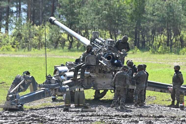 Quels sont les puissants obusiers M777 de 155 mm livrés du Canada à l'Ukraine 1 Quels Sont Les Puissants Obusiers M777 De 155 Mm Livrés