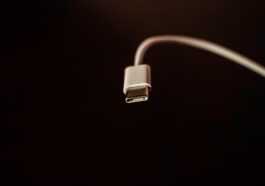 Apple Commence à Vendre Des Câbles Thunderbolt 4 De Trois