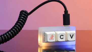 Le clavier Stack Overflow à 3 touches est mis à jour avec des commutateurs RVB remplaçables à chaud 13 Le Clavier Stack Overflow à 3 Touches Est Mis à