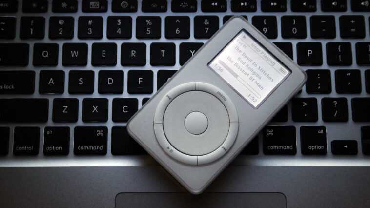 Apple iPod : les 10 premières années du lecteur multimédia omniprésent 1 Apple Ipod : Les 10 premières Années Du Lecteur Multimédia Omniprésent