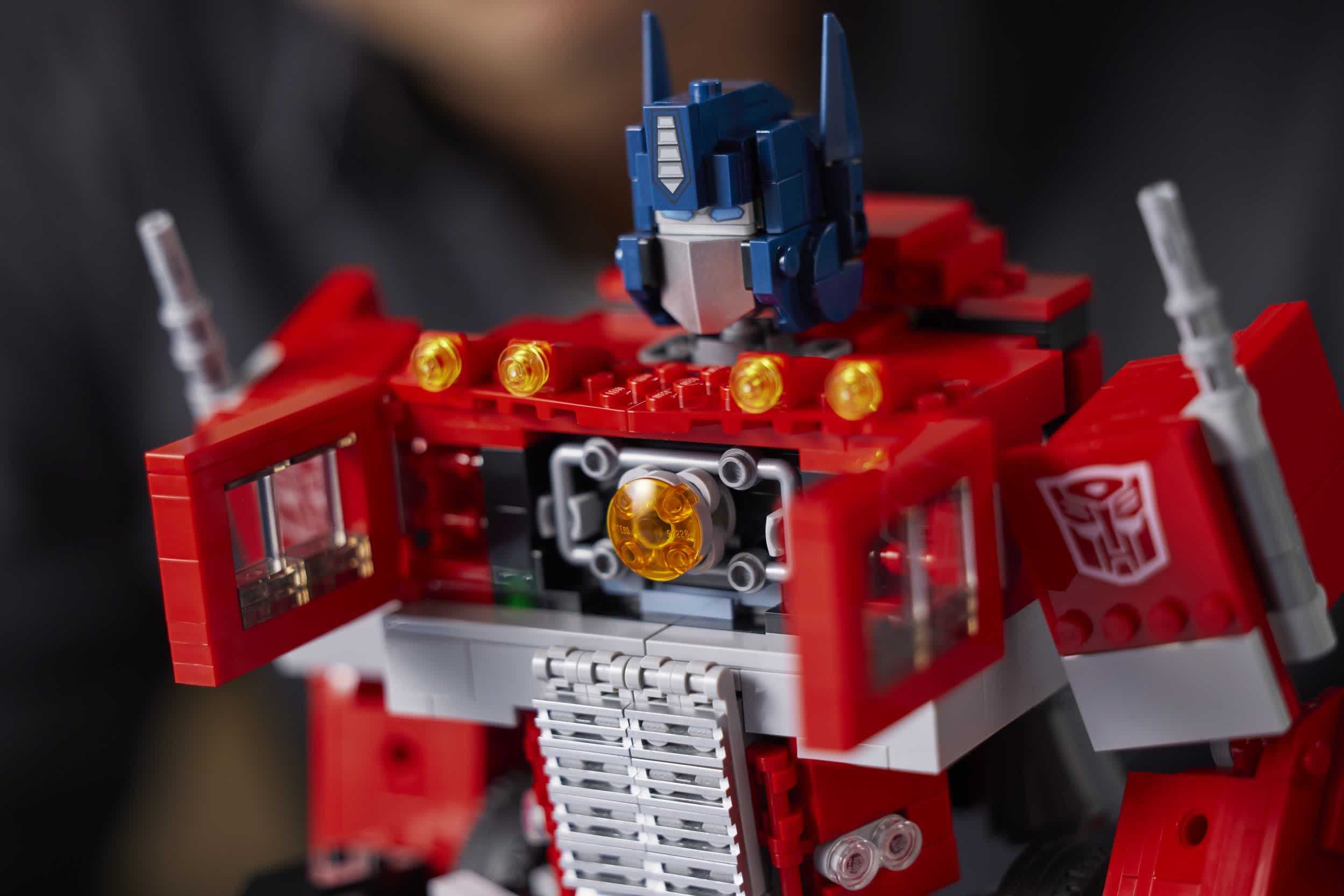 Lego Optimus Prime se transforme sans avoir à reconstruire 5 Lego Optimus Prime Se Transforme Sans Avoir à Reconstruire