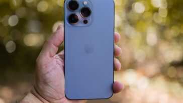 Des chercheurs affirment que des logiciels malveillants peuvent être chargés sur des iPhones éteints 25 Des Chercheurs Affirment Que Des Logiciels Malveillants Peuvent être Chargés