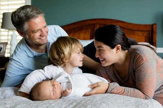 Avoir plus de deux enfants peut favoriser le déclin cognitif : "Comme 6,2 ans de vieillissement" 1 Avoir Plus De Deux Enfants Peut Favoriser Le Déclin Cognitif