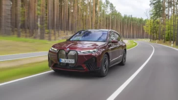 Essai routier de la BMW iX M60 2023 : le véhicule électrique le plus puissant du constructeur automobile 21 Essai Routier De La Bmw Ix M60 2023 : Le Véhicule