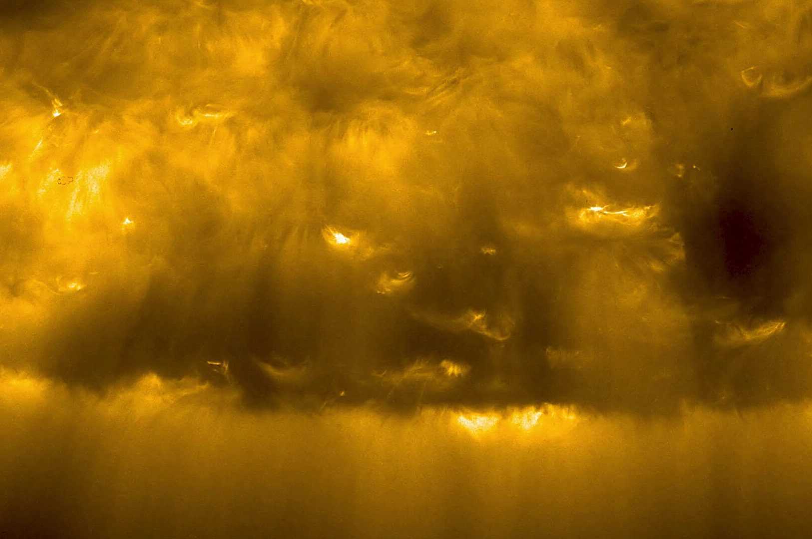 Images Et Phénomènes Extraordinaires Jamais Vus Sur Le Soleil Captés