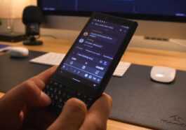 Titan Slim, semblable à BlackBerry, multiplie par dix son objectif Kickstarter en une journée 10 Titan Slim, Semblable à Blackberry, Multiplie Par Dix Son Objectif