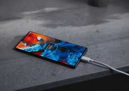 Zte Axon 40 Ultra Se Mondialise Avec Une Caméra Sous écran