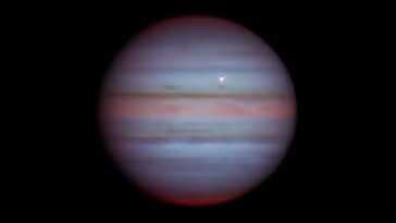 Un astéroïde frappe Jupiter et déclenche une explosion visible depuis la Terre : les images spectaculaires 14 Un Astéroïde Frappe Jupiter Et Déclenche Une Explosion Visible Depuis