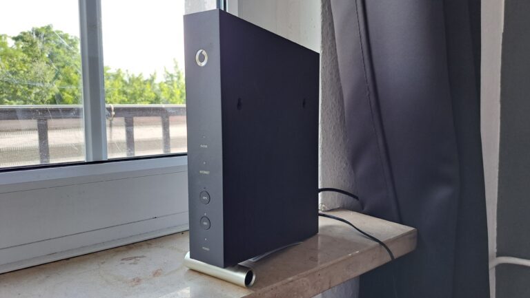 Google Nest Audio lent ? C'est comme ça que tu le fais repartir 4 Parfois, le routeur est le problème : à titre de test, vous pouvez passer de la bande 2,4 à la bande 5 GHz - ou vice versa.