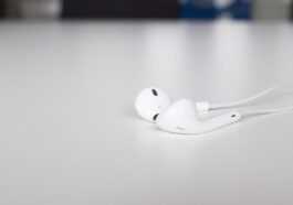 Tout Est Propre : Nettoyez Les écouteurs Intra Auriculaires Sans Les