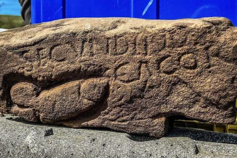 Un phallus et une insulte gravés sur une pierre vieille de 1700 ans - ainsi les anciens Romains se moquaient de leurs rivaux 1 Un Phallus Et Une Insulte Gravés Sur Une Pierre Vieille