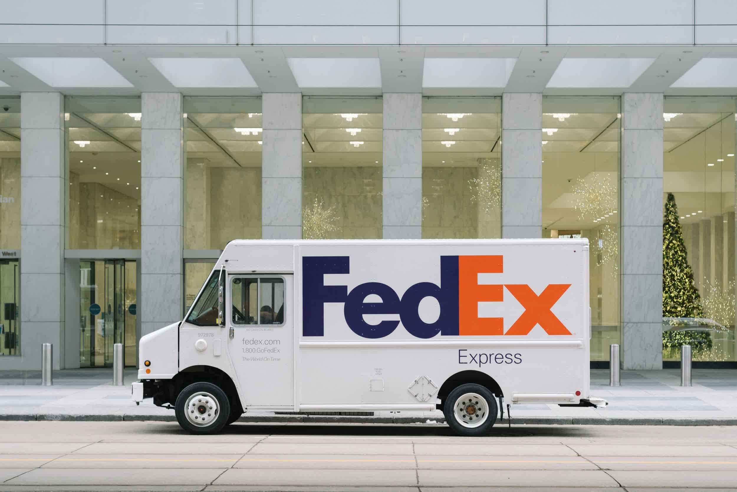 Fedex Fermera Tous Les Centres De Données Et Passera Au