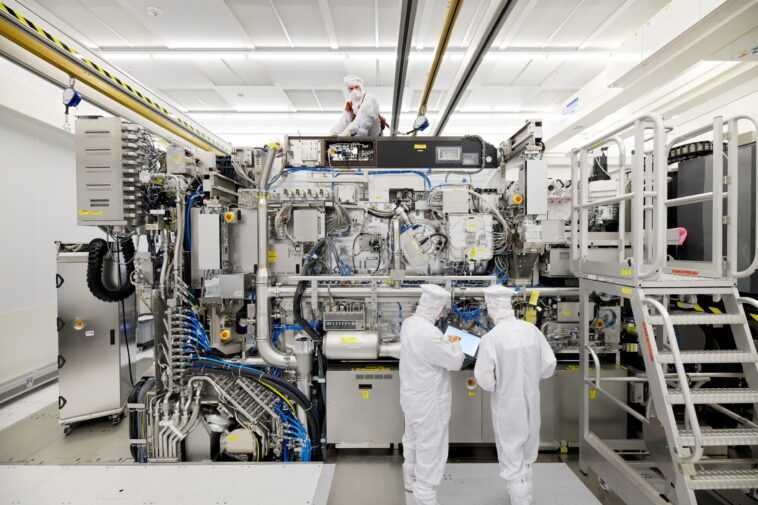 Les États-Unis cherchent à tuer les ambitions chinoises de fabrication de puces avec l'interdiction des ventes d'ASML 1 Les États Unis Cherchent à Tuer Les Ambitions Chinoises De Fabrication