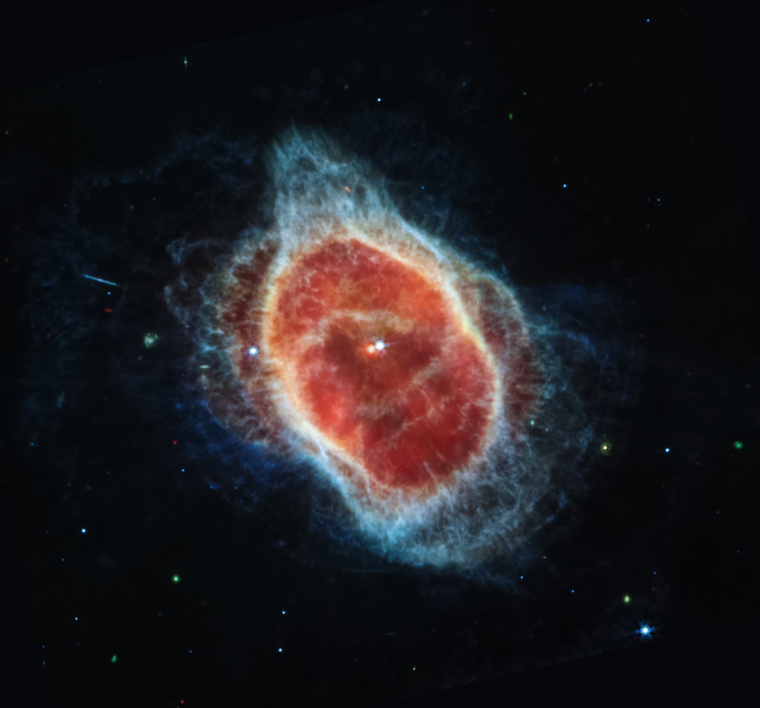 1657644307 939 La NASA partage des images en couleur des cinq premieres