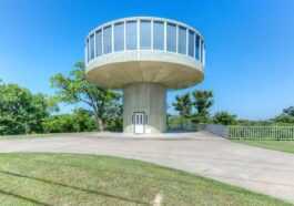 La Maison Tulsa Jetsons Se Vend Deux Semaines Après Son