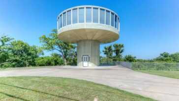 La maison Tulsa Jetsons se vend deux semaines après son entrée sur le marché 6 La Maison Tulsa Jetsons Se Vend Deux Semaines Après Son