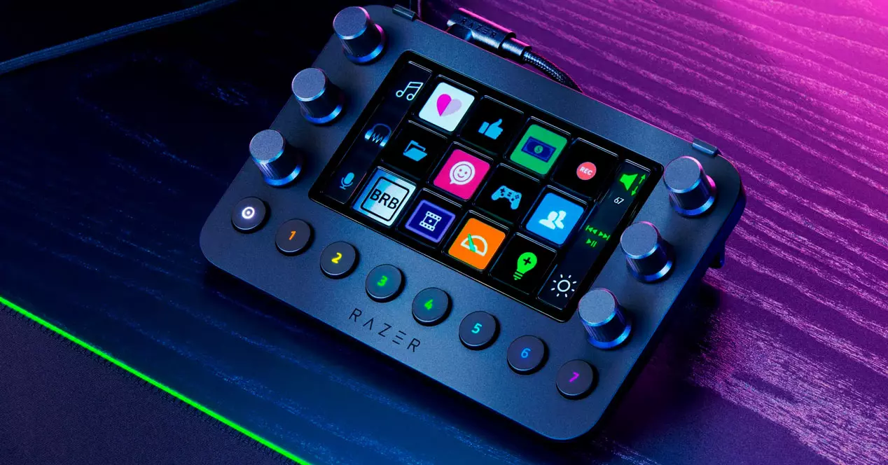 Claviers interactifs pour contrôler les diffusions en direct 5 clavier de streaming razer