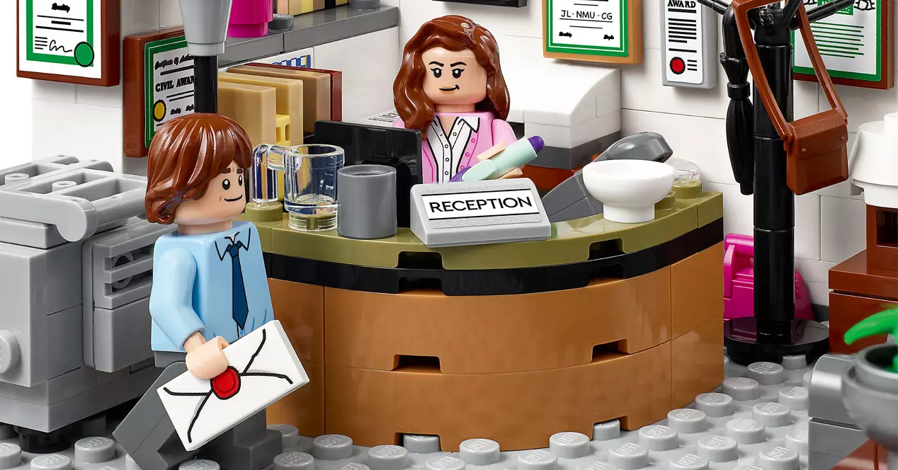 5 superbes ensembles LEGO inspirés de la télévision 5 Le bureau.