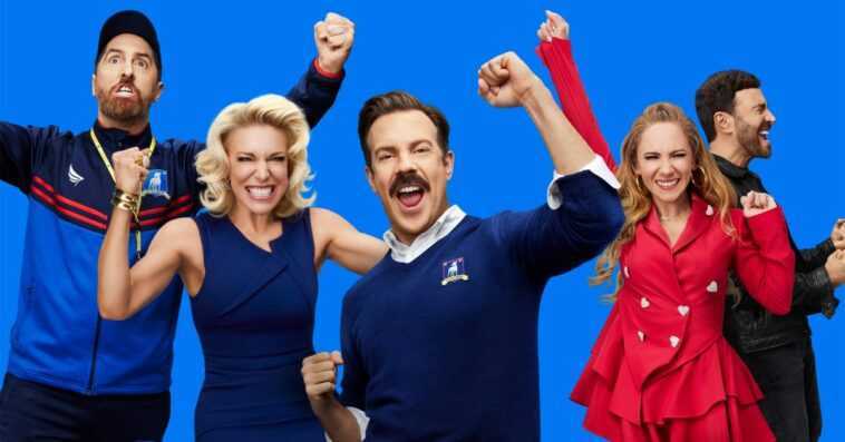 Le casting de Ted Lasso "pas prêt à dire au revoir" alors qu'ils tournent la saison dernière 1 Le casting de Ted Lasso "pas prêt à dire au revoir" alors qu'ils tournent la saison dernière