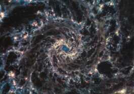 Le Mystérieux Centre Vide De La Galaxie Fantôme Et Un