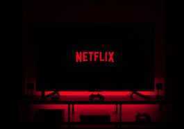 Les Dirigeants De Netflix Disent Que Les Abonnements Financés Par