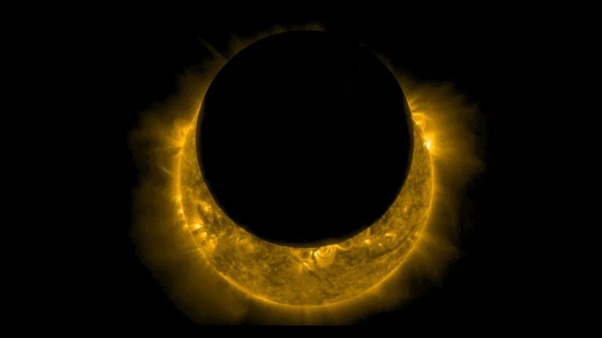 Magnifique éclipse solaire dans l'espace : images captées par la sonde SDO de la NASA 2 L'éclipse du 29 juin. Crédit : NASA / SDO / AIA