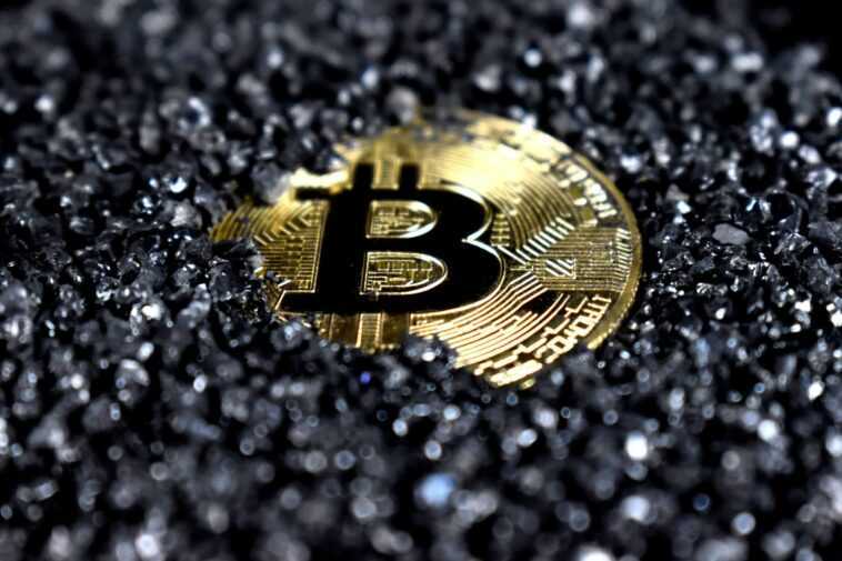 Un ingénieur britannique qui a jeté un disque dur contenant 7 500 Bitcoins a une nouvelle idée sur la façon de le récupérer d'une décharge 1 Un Ingénieur Britannique Qui A Jeté Un Disque Dur Contenant