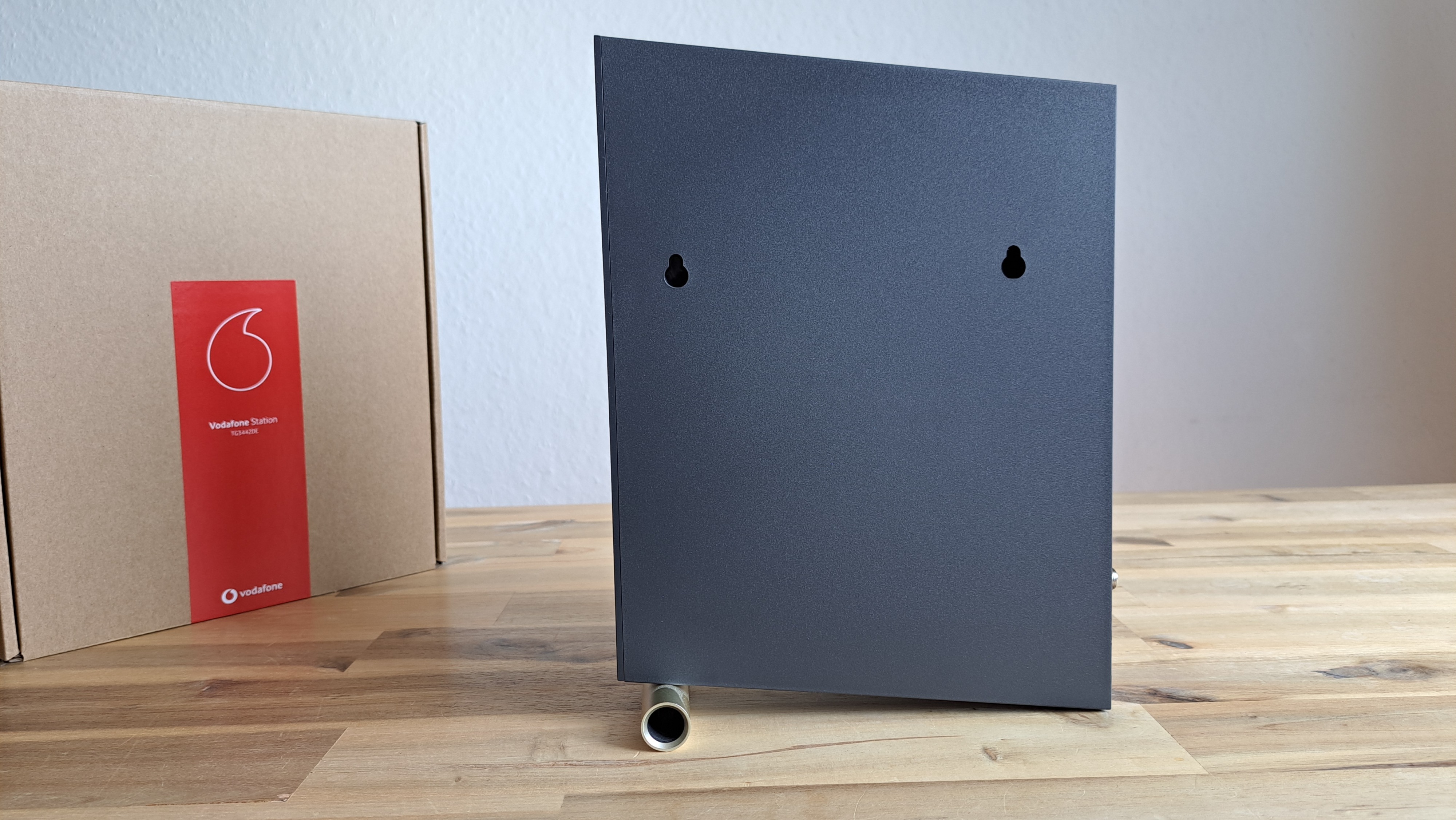 1659695419 368 Cable Fritzbox 6690 contre Station Vodafone Le meilleur routeur