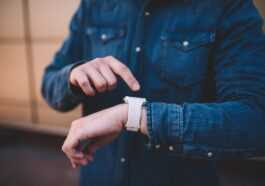 Le Royaume Uni Utilisera Des Montres Intelligentes Et La Reconnaissance Faciale