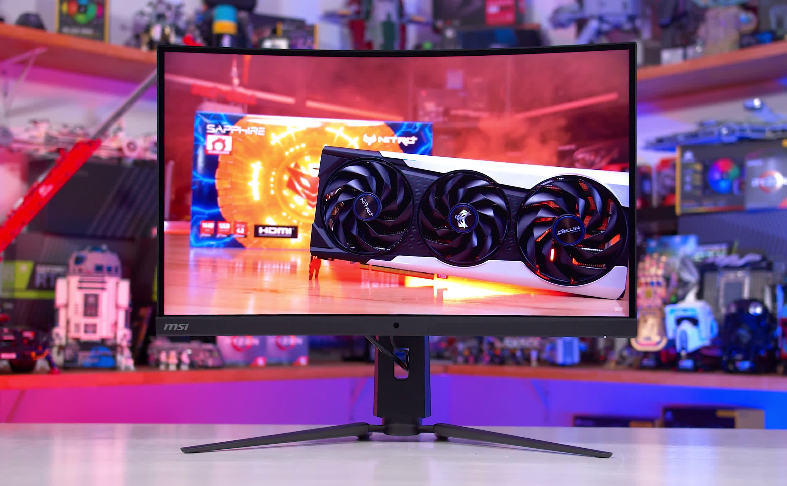 Un juste avertissement : évitez la plupart des moniteurs dits HDR 4 1660044909 686 Best HDR Gaming Monitors 2022 and Learn What Fake HDR