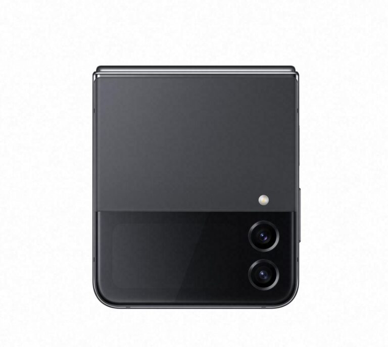 Samsung Galaxy Z Flip 4 & Z Fold 4 : de petites mises à jour entretiennent l'amitié 9 C'est et reste une excellente idée : le concept de pliage du Flip 4. (Photo : Samsung)