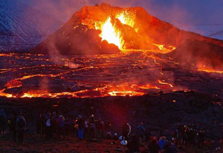 Parce que les experts disent que nous sommes « terriblement mal préparés » à une éruption volcanique massive 1 Parce Que Les Experts Disent Que Nous Sommes « Terriblement