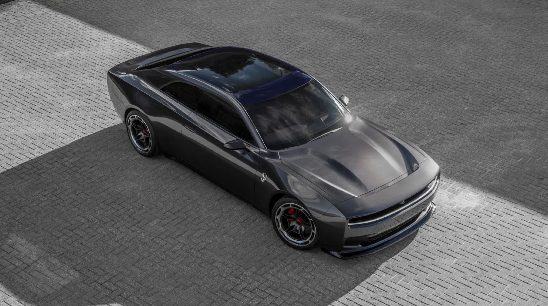 Dodge présente en avant-première le concept Charger Daytona SRT, un véhicule électrique qui s'accroche au passé 3 1660844527 282 Dodge presente en avant premiere le concept Charger Daytona SRT un