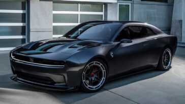 Dodge présente en avant-première le concept Charger Daytona SRT, un véhicule électrique qui s'accroche au passé 19 Dodge Présente En Avant Première Le Concept Charger Daytona Srt, Un