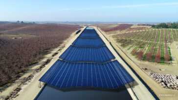 La Californie dépense 20 millions de dollars pour installer des dalles solaires sur 1,6 miles de canaux 3 La Californie Dépense 20 Millions De Dollars Pour Installer Des