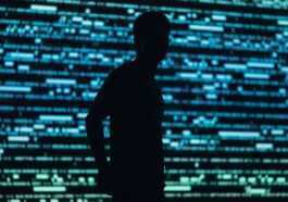La société de logiciels espions NSO réduit ses effectifs en vue de sa croissance, déclare le PDG sortant