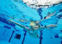 L'application Apple Watch Workout aide l'équipe nationale de natation à battre des records