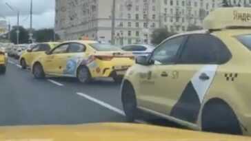 Comment Anonymous A « Piraté » Les Taxis De Moscou