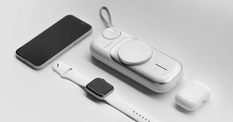 AirBox Go est le couteau suisse des chargeurs sans fil portables pour iPhone, Apple Watch, AirPods 1 AirBox Go est le couteau suisse des chargeurs sans fil portables pour iPhone, Apple Watch, AirPods