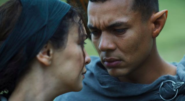 Arondir et Bronwyn Elfes Sylvains Les Anneaux de Pouvoir