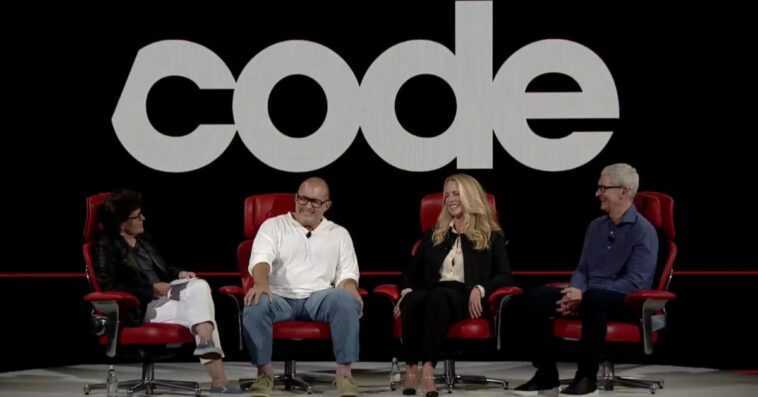 Tim Cook, Jony Ive et Laurene Powell Jobs parlent de l'héritage de Steve Jobs, de la conception de Tesla et bien plus encore 1 Tim Cook, Jony Ive et Laurene Powell Jobs parlent de l'héritage de Steve Jobs, de la conception de Tesla et bien plus encore