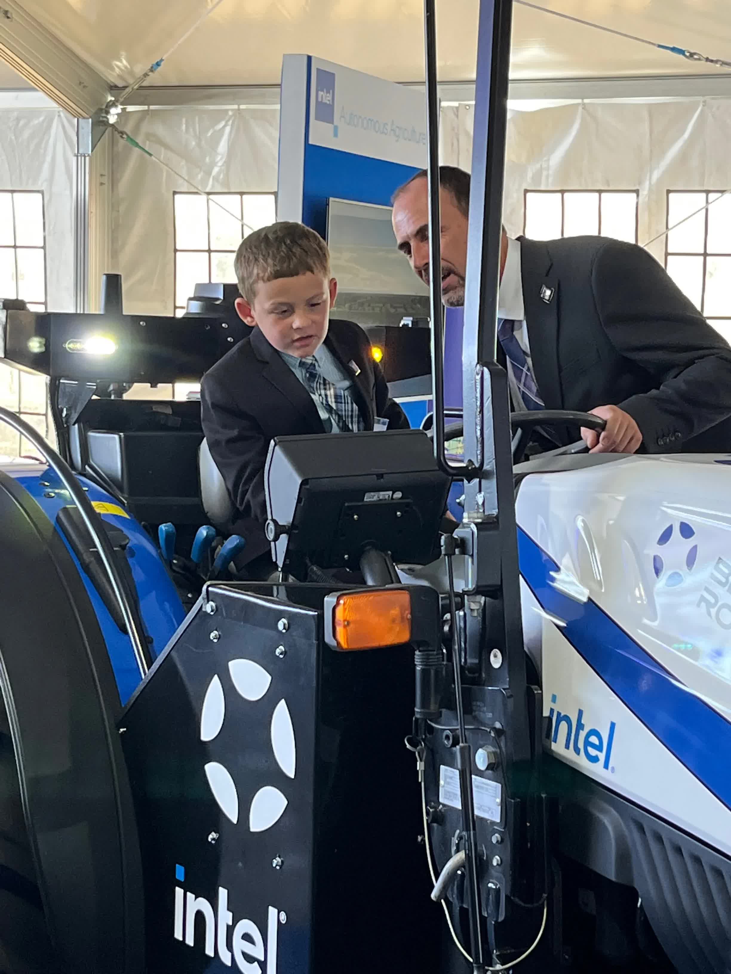 Intel organise une cérémonie d'inauguration des travaux pour un nouveau complexe de semi-conducteurs basé dans l'Ohio 3 1662828135 245 Intel organise une ceremonie dinauguration des travaux pour un nouveau
